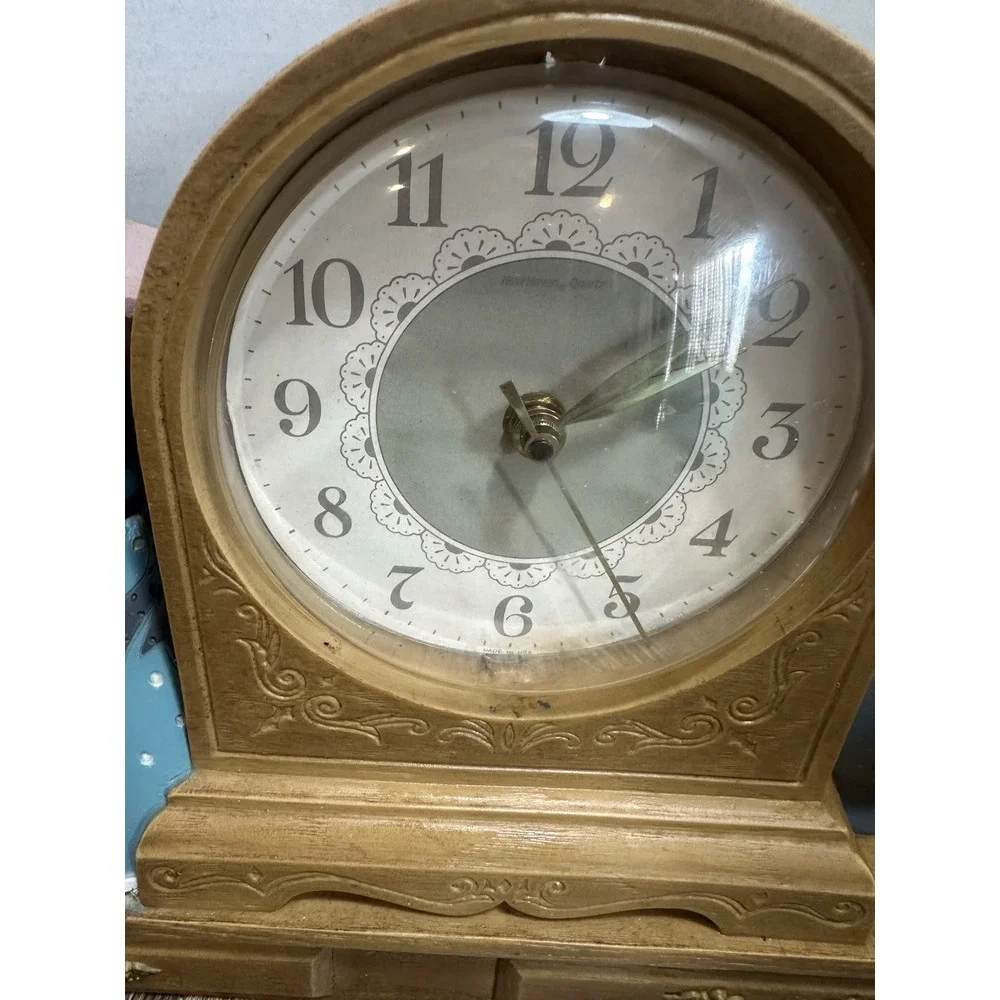 VTG Burwood Cat/kitten Country Clock WORKS‎